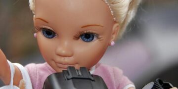 Former House Speaker Nancy Pelosi gets hip replacement following injury in Luxembourg – CNBC