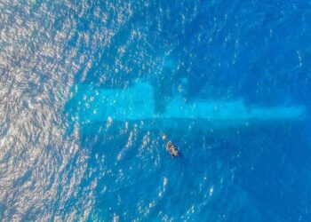 Manawanui surveyed wreck of ‘suspicious’ Taiwanese fishing vessel in Niue – RNZ