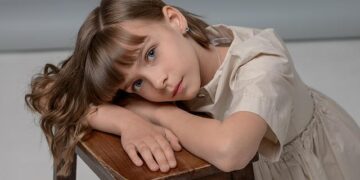 Teenage German tourists handcuffed and deported from Hawaii over ‘suspicious’ hotel booking – Yahoo