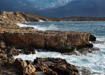 Cyprus “unequivocally condemns” the terrorist attack that left at least 27 dead in Jammu and Kashmir – Greek City Times