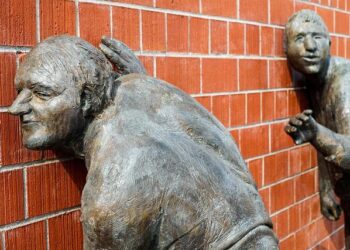 See historic bronzes displayed in MFA’s prized — and now doomed — Benin Kingdom Gallery – The Boston Globe