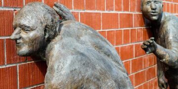 See historic bronzes displayed in MFA’s prized — and now doomed — Benin Kingdom Gallery – The Boston Globe