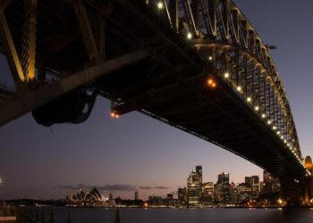 Australia’s PM condemns heckling at Anzac Day services – High Point Enterprise