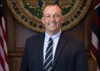 Hawaii Governor, a Doctor, Blames Kennedy for Measles Deaths in Samoa – The New York Times