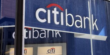Citi Shutters Spain Outpost Meant to Lure Beach-Seeking Analysts – Bloomberg.com