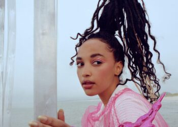 Meet Rimon: The Eritrean Singer Blurring the Lines Between R&B and Alternative Music – EBONY Magazine