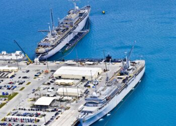 Homecoming: Emory S. Land returns to Guam – cpf.navy.mil