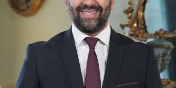 First Minister Michelle O’Neill says Trump tariffs ‘a race to the bottom’ – BBC