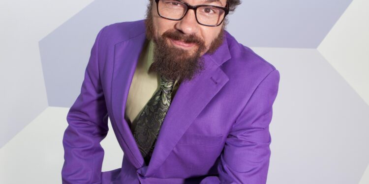 Secret Agent 23 Skidoo Teaches Songwriting to Gibraltar Students – Door County Pulse