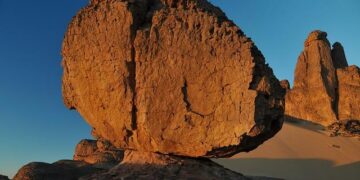 Algeria: Free Hirak poet, sentenced to 5 years in prison over critical writings – ifex.org