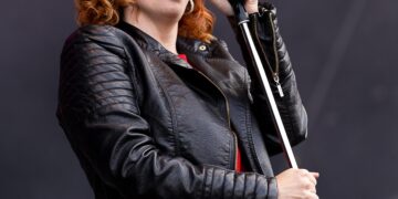 ANNEKE VAN GIERSBERGEN: Why Now Is The Right Time For THE GATHERING Reunion Shows – BLABBERMOUTH.NET
