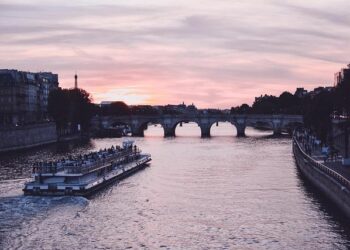 U.K. stocks higher at close of trade; Investing.com United Kingdom 100 up 0.04% By Investing.com – Investing.com