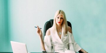 Romanians confront a deluge of online disinformation ahead of a presidential election rerun – AP News