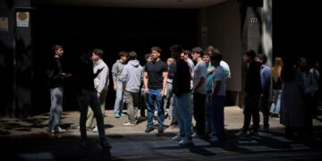 Spain and France’s Vulnerability to Electricity Blackouts – finchannel