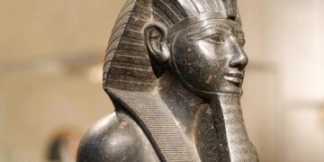 Review: ‘Dahomey’ dissects the restitution of Beninese artifacts, with poetry at its heart – columbiaspectator.com