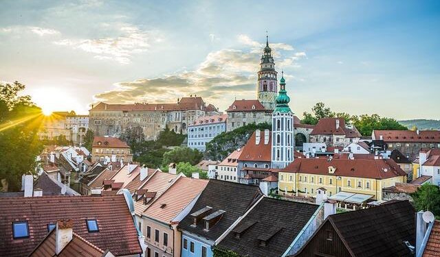 US Urges Eastern Europe to Split From EU Energy Transition Aims – Bloomberg.com