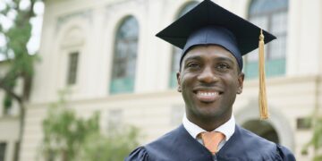 College student from Chicago released from Copenhagen prison after Uber fare dispute, but remains in Denmark – CBS News