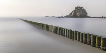 Beaufort County authorities seek leads in 2 Saint Helena Island shootings – WCIV