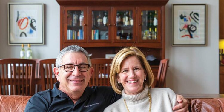 Klotman receives Botswana Presidential honor for impactful work between the country and BCM – Baylor College of Medicine | BCM