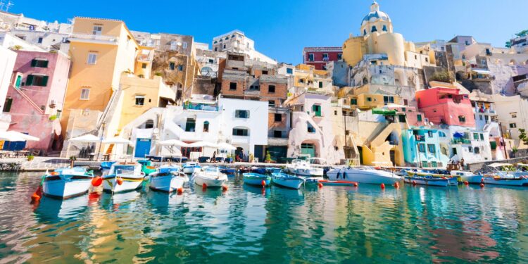 Italian island with perfect ‘little Tahiti’ beach gets new direct UK route – MSN