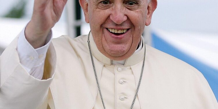 Pope Francis laid to rest after tens of thousands attend Vatican funeral – Al Jazeera