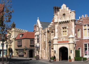 United Kingdom Pavilion: Come Build the Future – nippon.com