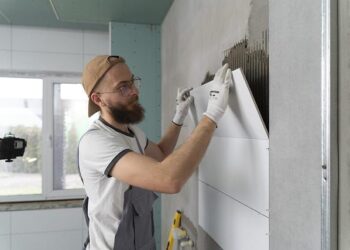 Power gradually returns to Spain, Portugal as cause of blackout remains unknown – France 24