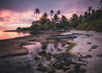 The tiny island paradise at the epicenter of a titanic geo-political struggle – Yahoo