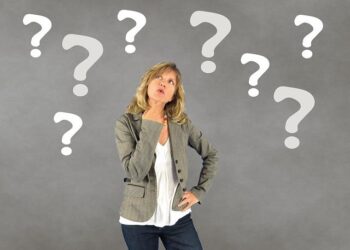 Mark Zuckerberg sends superyacht to Tahiti as “world’s most radical boy” signals intent to conquer Teahupo’o! – BeachGrit