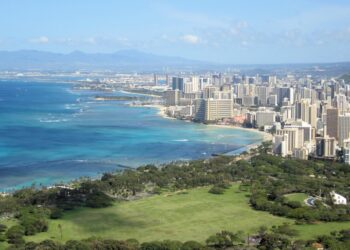 Honolulu Governor Josh Green to Attend American Samoa’s 125th Flag Day Celebration – Hoodline