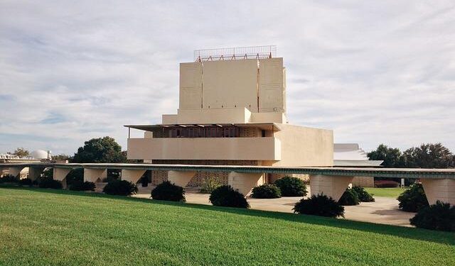 Cricket Ireland: Lloyd Tennant to replace Ed Joyce as head coach of Ireland’s women’s team – BBC