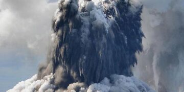 Underwater eruption at Ahyi Seamount, Northern Mariana Islands – The Watchers – Watching the world evolve and transform