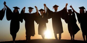 Graduating seniors recognized for National Honor Society achievement – The Guam Daily Post