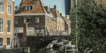 Netherlands: Dutch Eurovision 2025 spokesperson unveiled – ESCToday.com