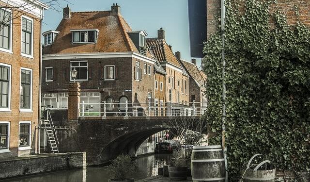 Netherlands: Dutch Eurovision 2025 spokesperson unveiled – ESCToday.com