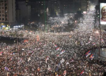 Serbian protest video falsely associated with pro-Traoré rally in Burkina Faso – FactCheckHub