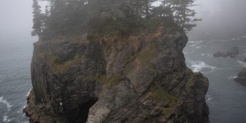The eerie island that’s one of the world’s most isolated home to just 50 people – Daily Express