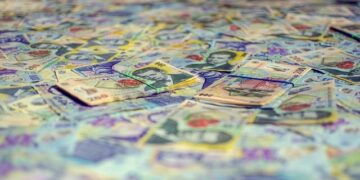 Romanian nationalist and Trump fan George Simion wins first round of presidential vote – France 24