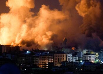 Israeli strikes kill four in Yemen as Houthis vow retaliation – Middle East Eye