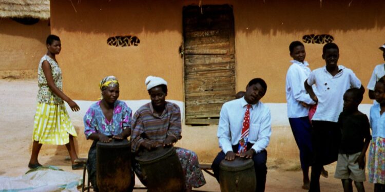 ALBUM REVIEW: VA – ROOTS ROCKING ZIMBABWE – THE MODERN SOUND OF HARARE’ TOWNSHIPS 1975-1980 – Joyzine