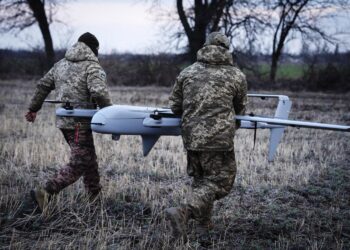 Ukrainian Drone Attack Forces Restriction of Flights Near Moscow, Russia Says – The New York Times