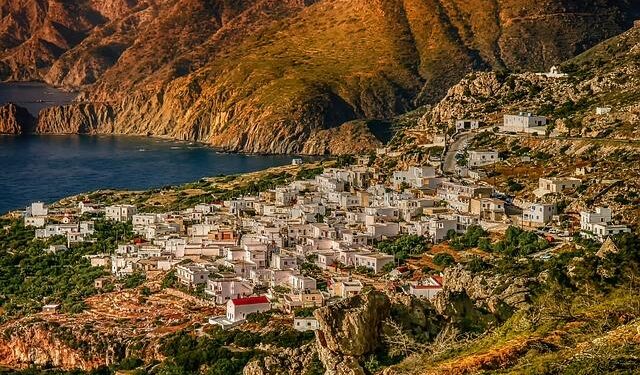 Charter: Greece’s Cyclades Islands – Sail Magazine