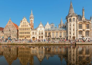 Belgium coach Garcia: Real Madrid keeper Courtois can talk too much, but… – TribalFootball