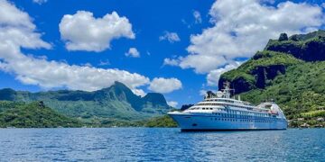 Cruising Tahiti: A Party in Paradise – Cruising World Magazine