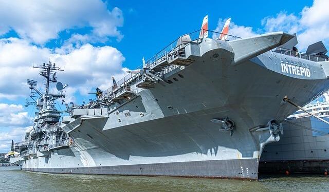 Letter carriers to feed America’s hungry with ‘Stamp Out Hunger’ food drive – WLUK
