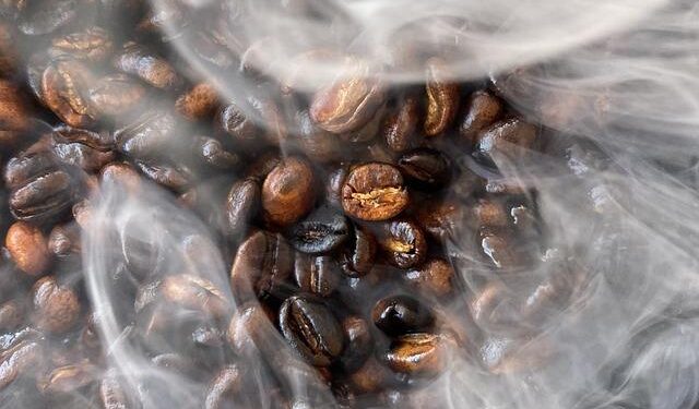 Ethiopian Airlines says it halts Eritrea flights after account frozen – Reuters