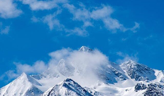 Major travel disruptions on Spain’s high-speed rail after ‘coordinated’ cable theft – Anadolu Ajansı