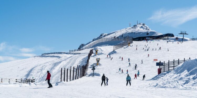 New Zealand Ski Resort Announces First May Opening Since 2009 – Unofficial Networks