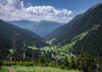 6 magical reasons to visit Andorra this winter – CN Traveller