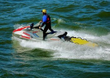 Hawaiian Lifeguard TV Show ‘Rescue: Hi-Surf’ Canceled After 1 Season – SURFER Magazine